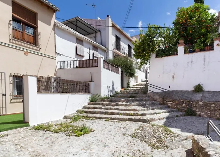 WintowinRentals Acogedor apartamento con patio privado junto al Albaicín